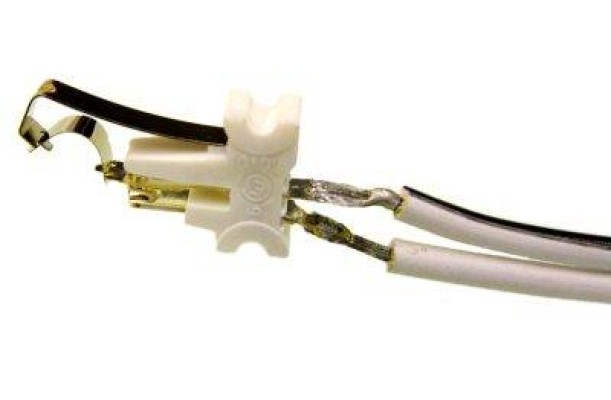 detaliu micro intrerupator baterie apa