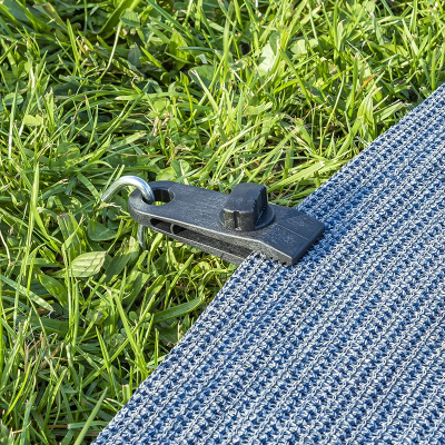 Set 4 clipsuri pentru covor (surub)