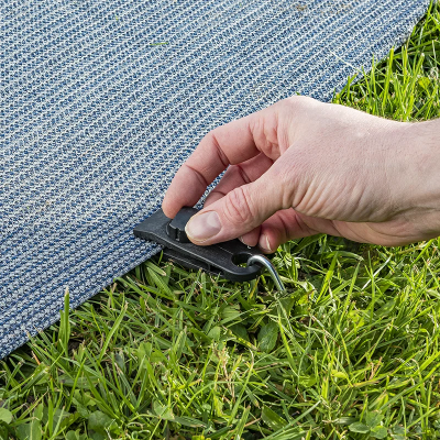 Set 4 clipsuri pentru covor (surub)