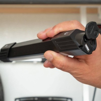 Lampa de garaj si lanterna Magnaluce pentru camper si camping