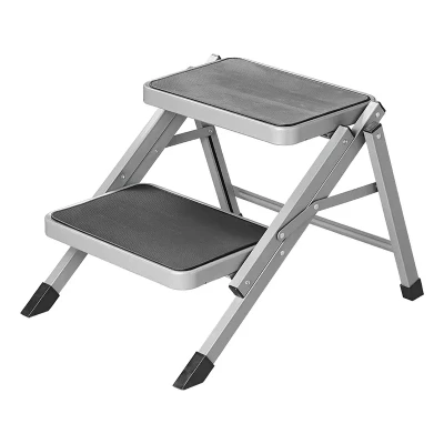 Scara rulota pliabila cu doua trepte – vedere frontala, otel argintiu